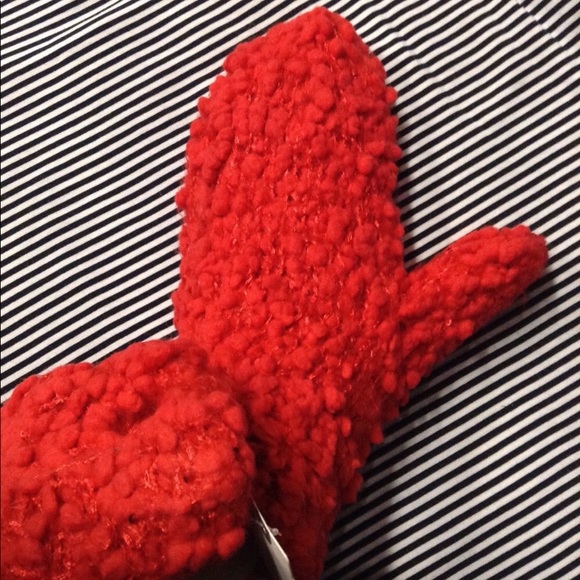 new ANTHROPOLOGIE red boucle first snow mittens E4 - Picture 2 of 7